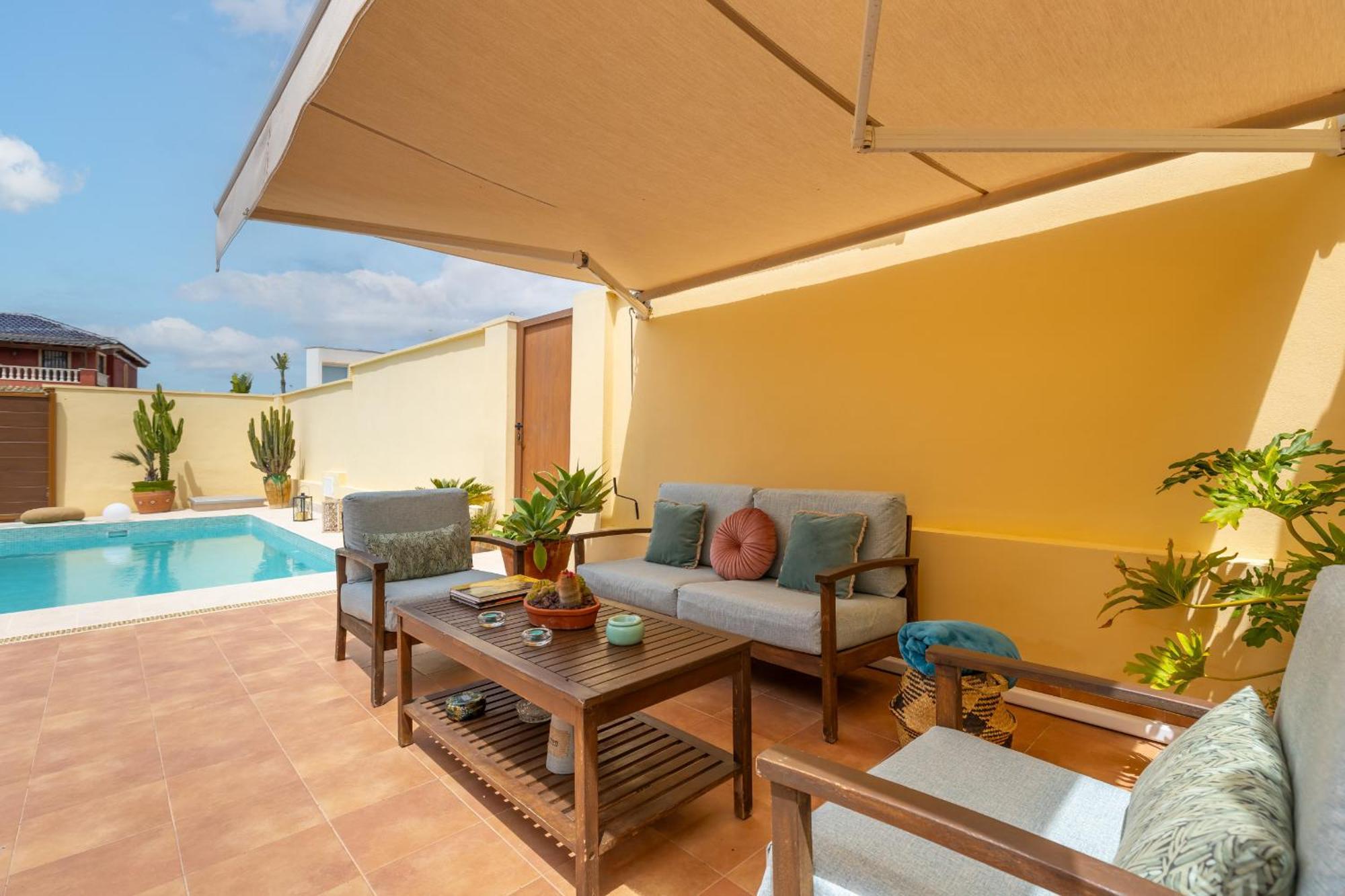 Fidalsa Coastal Soul Villa ตอร์เรเวียคา ภายนอก รูปภาพ